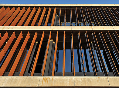 Shading systems: Vertical Rigid Louver System (VRLS) staggered