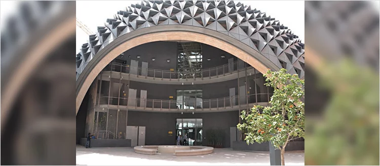 The-Masdar-Institute-of-Science-and-Technology-in-Abu-Dhabi
