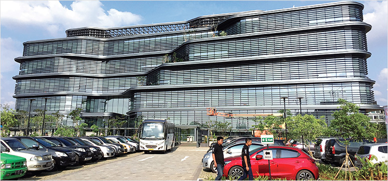 Unilever-Indonesia-Headquarters1