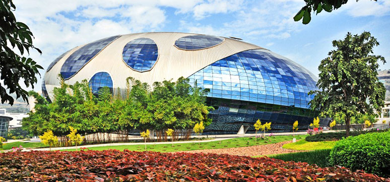 Infosys, Pune by Hafeez Contractor