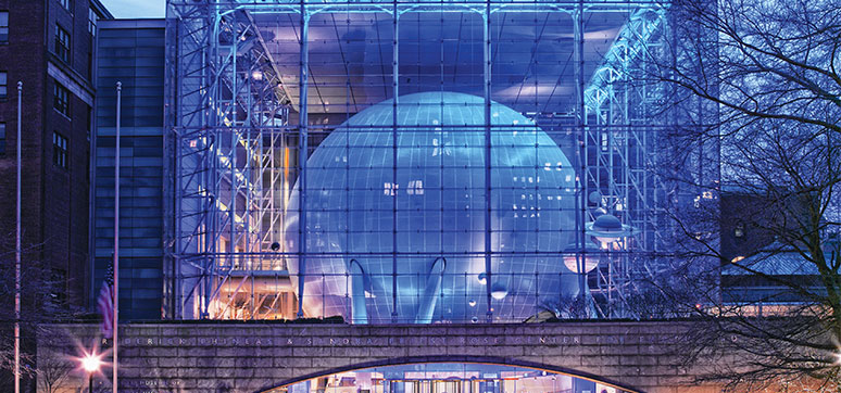 Architecture – Night Glass Building in Manhattan