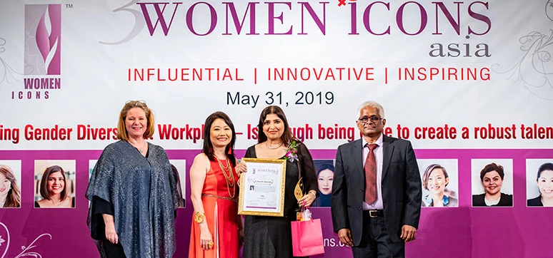 Dr. Ponni Concessao Wins the 2019 Women Icons Asia Award