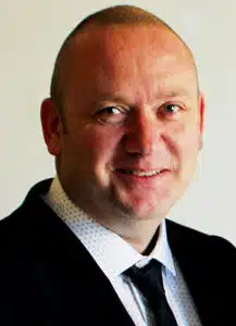 Ian Weekes Associate Director, Abu Dhabi/Qatar, Meinhardt Façade Technology