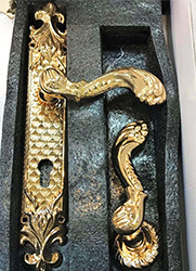 Brass handle with 24k gold plating