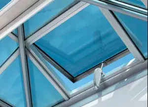 Linear operator control mechanism for skylight window