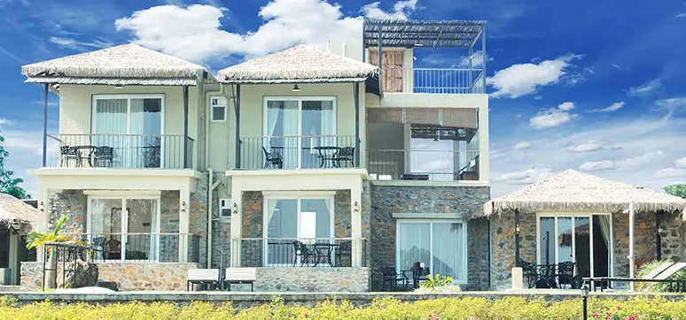 Parnkuti Resort at Yeour Hills, Thane, Maharashtra - sliding door