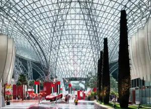 Ferrari Word, abu Dhabi – Benoy‘s client’s vision was to create a world-renowned destination that hosts the fi rst ever Ferrari World on Yas Island, abu Dhabi