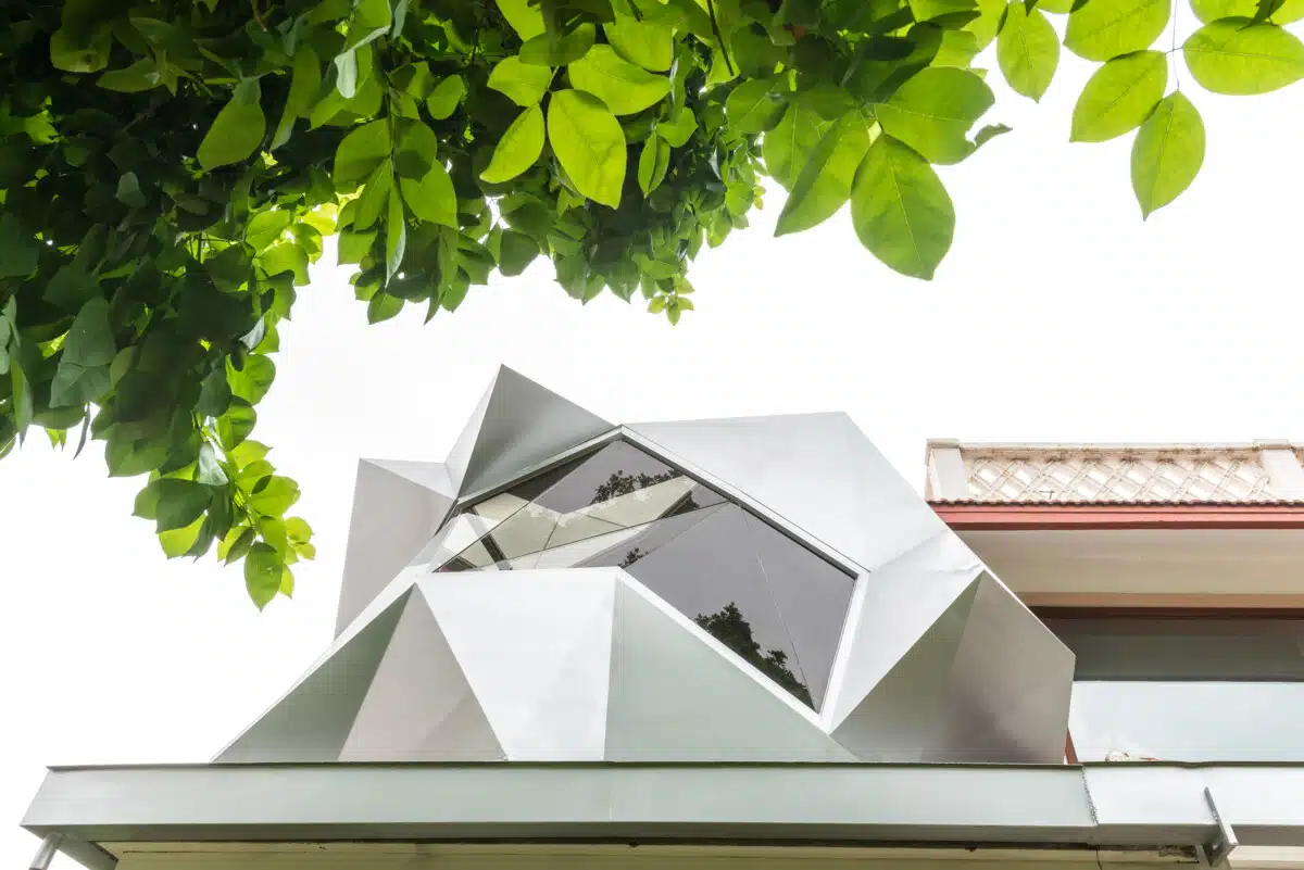 Breaking free from conventional architecture, the structure’s avant-garde design language creates a striking presence in the neighborhood.