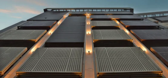 Bhawanipore Education Society Campus - Metal screens and jaalis reduce the direct heat and light impact