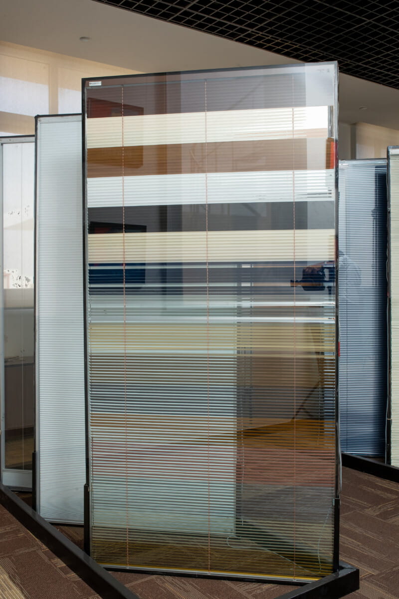 Integrated Glass Blinds