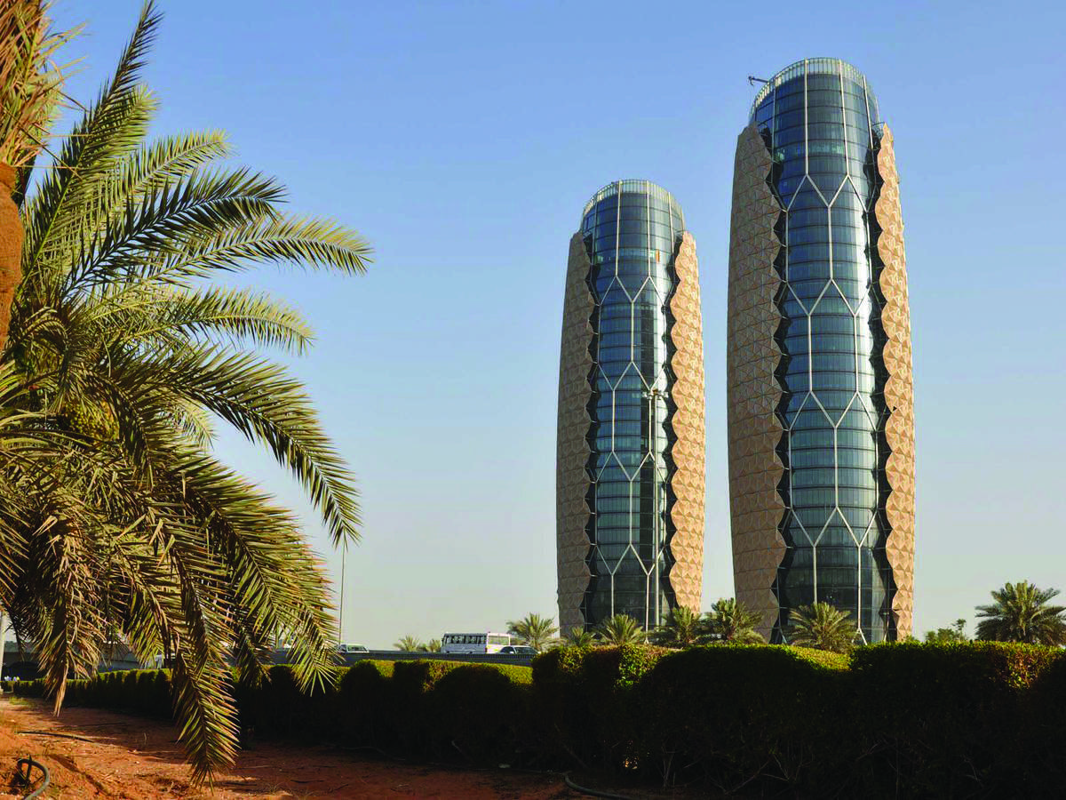 Al Bahar Towers’ Responsive Façade by Aedas