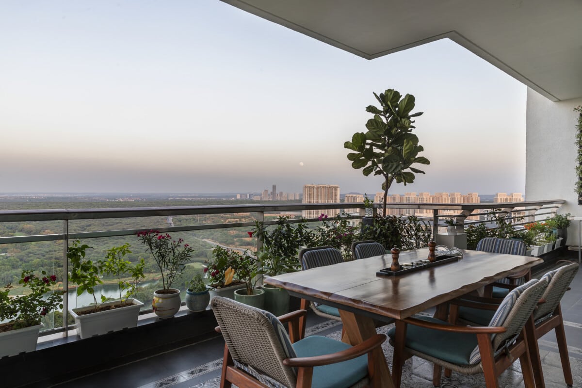 Designplus Architecture discusses the need for selecting appropriate wall typologies, such as barrier walls or rain screens, to prevent water seepage