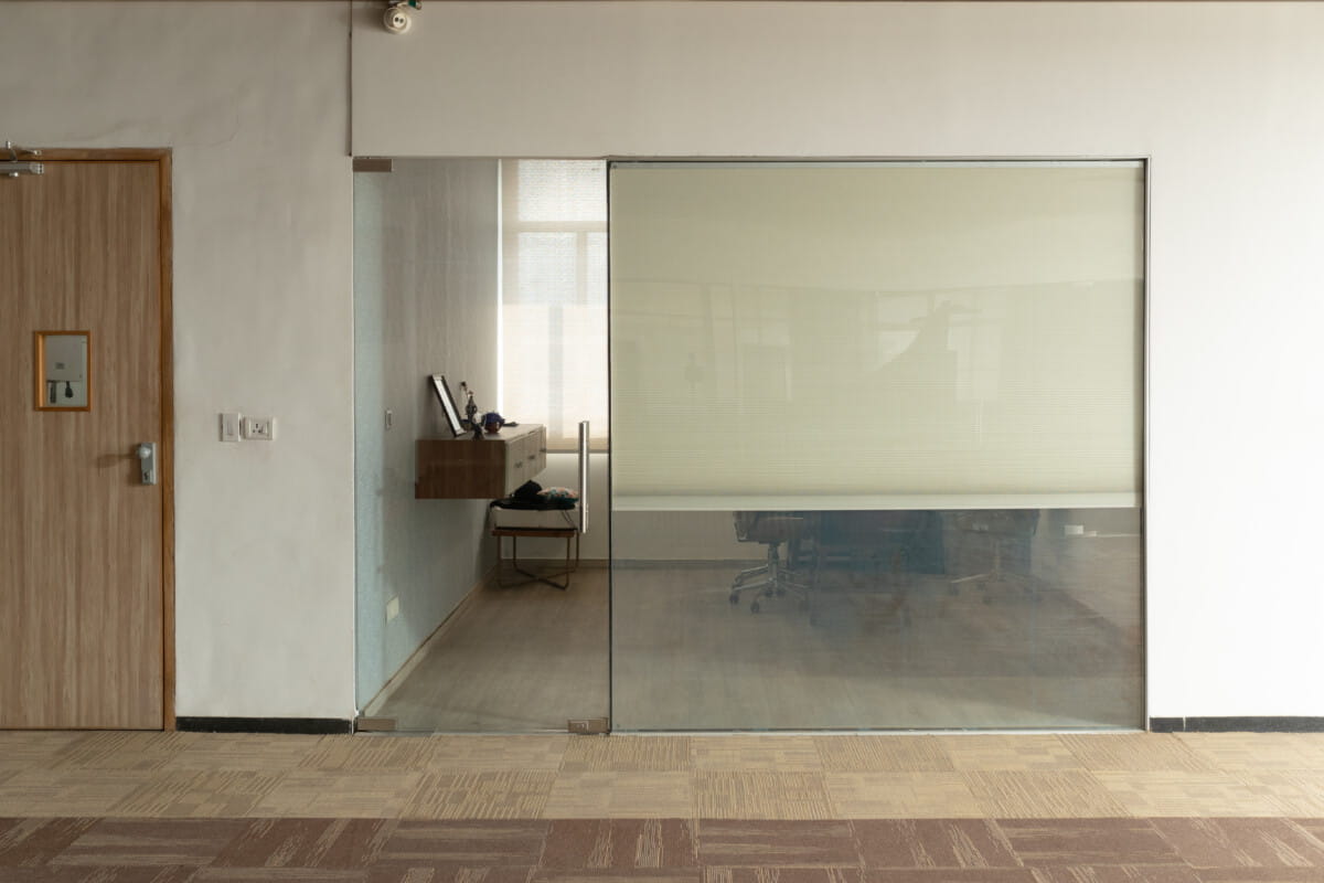 Glass Blinds