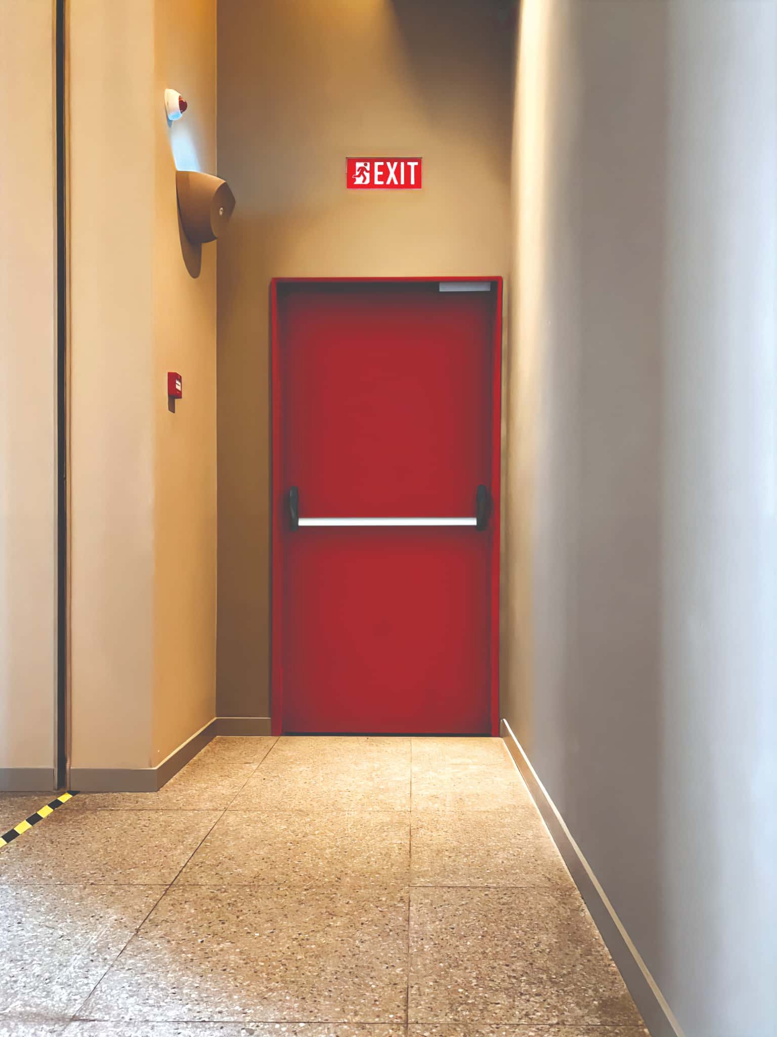 BOSS 813+ is certified for up to EI 240 fire resistance - resisting flames and gases for up to four hours
