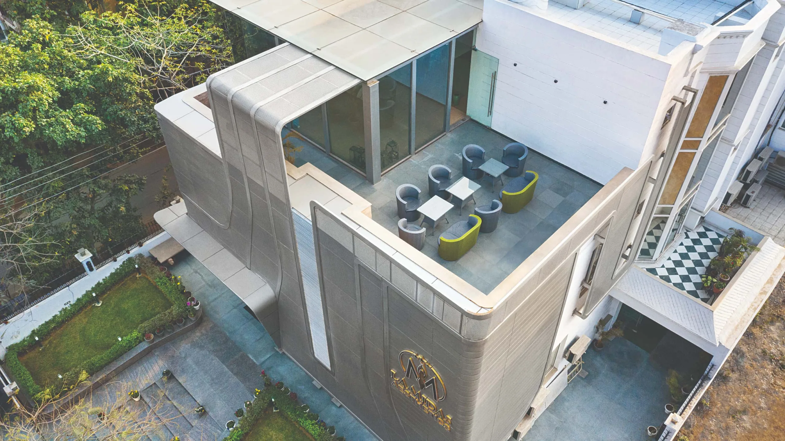 LAMIDAS © Noughts and Crosses LLP