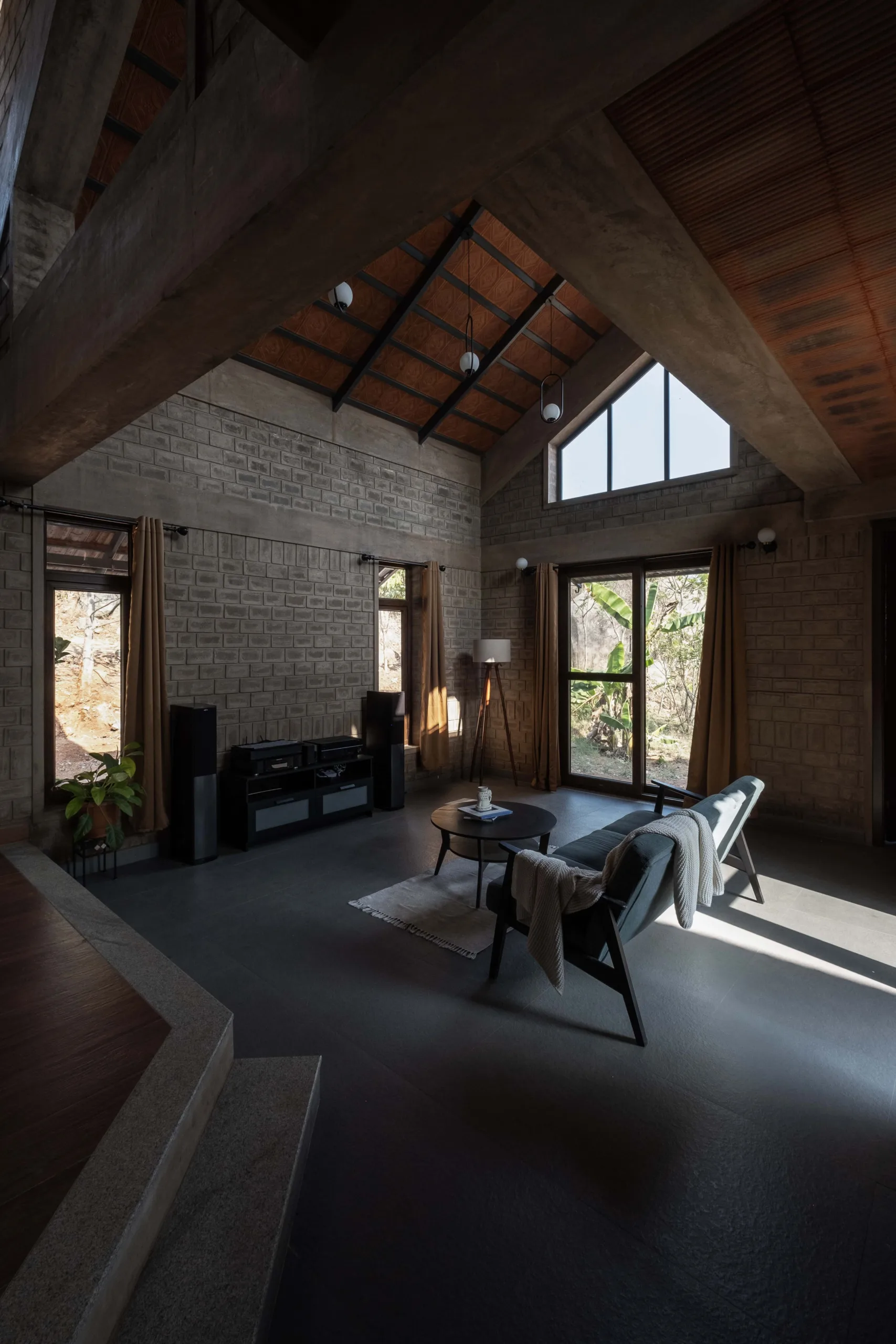 The Boulders House – Shoolagiri, By Habitart Studio