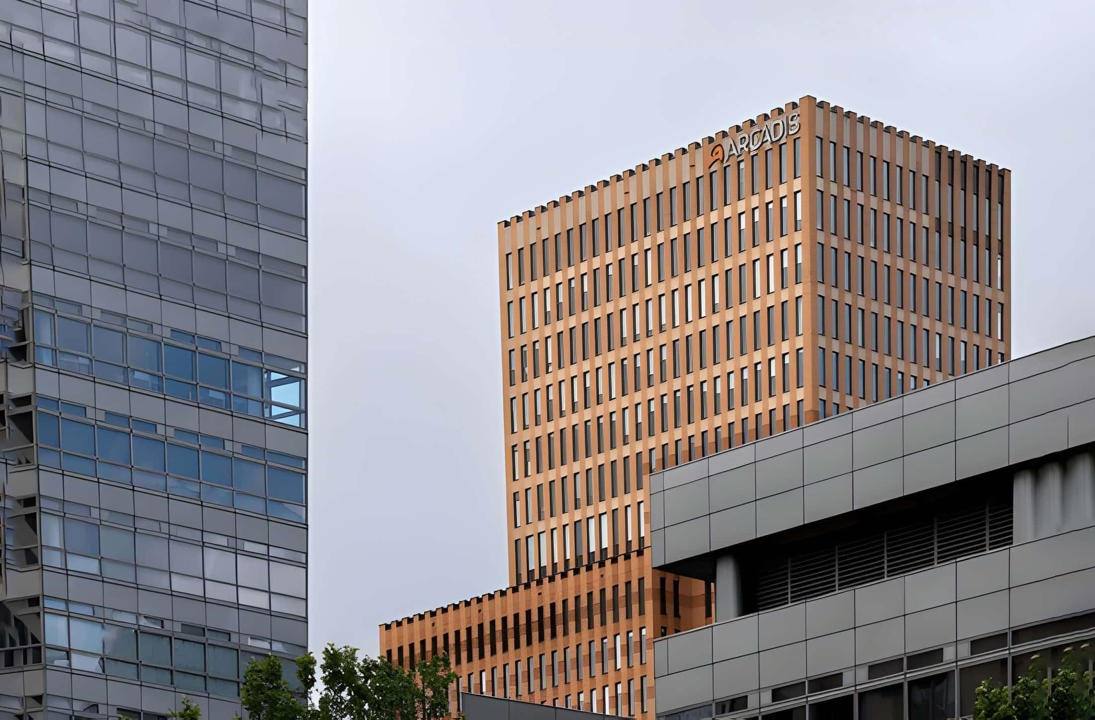 Terracotta is a product fired at high temperature and is very good for protecting against fire propagation