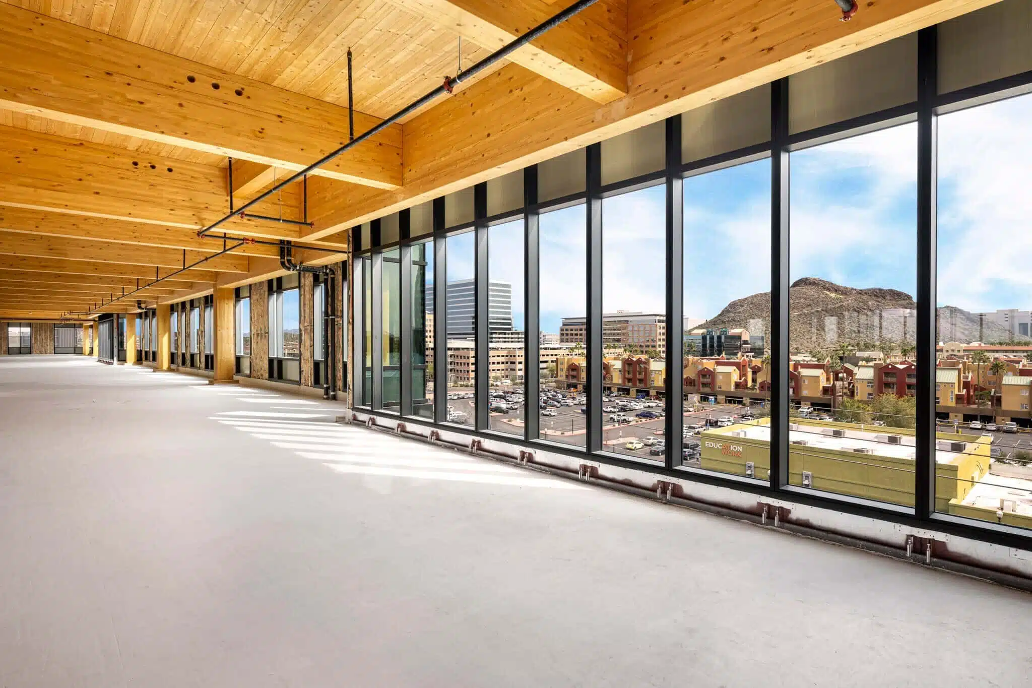 From kinetic shading to electrochromic glass and AI-driven controls, he suggests these solutions reshape comfort and energy use without occupant intervention (Image courtesy Glass & Façades LLC)