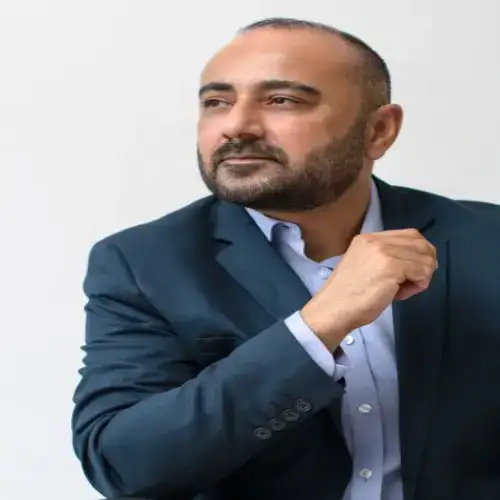 Vijay Dahiya, Partner - Team3