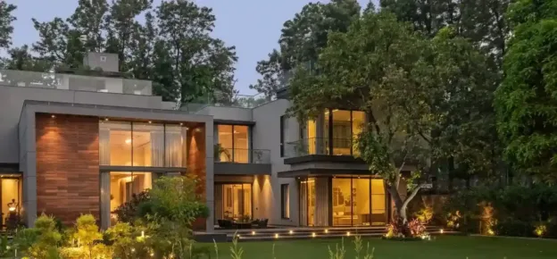 Designing Effective and Efficient Glass Façades and Fenestrations