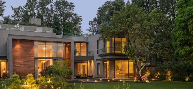 Designing Effective and Efficient Glass Façades and Fenestrations