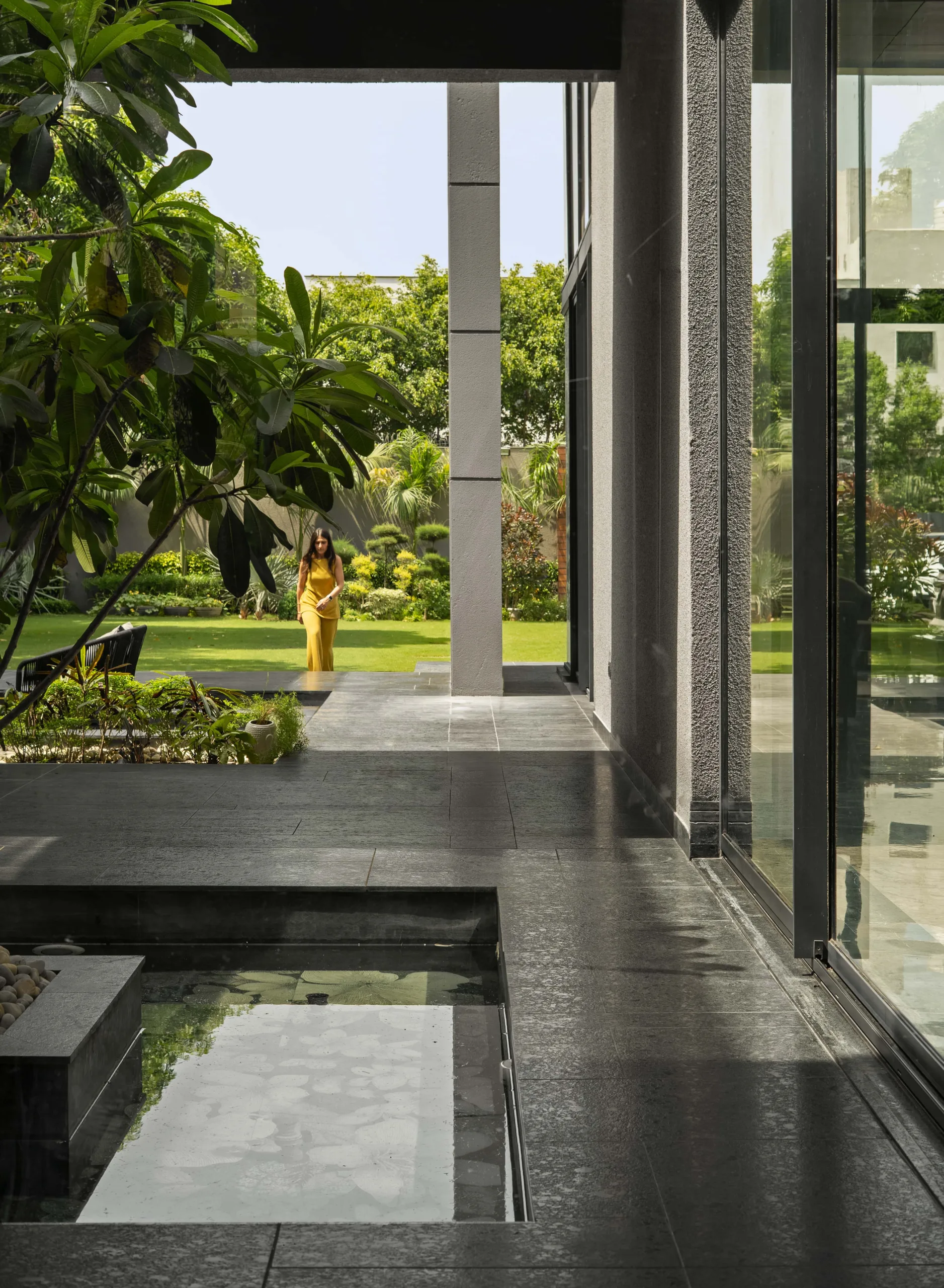 With the help of digital tools, architects can design façades that are effective, compliant, aesthetically pleasing, and responsive by combining the appropriate tools with thoughtful techniques.