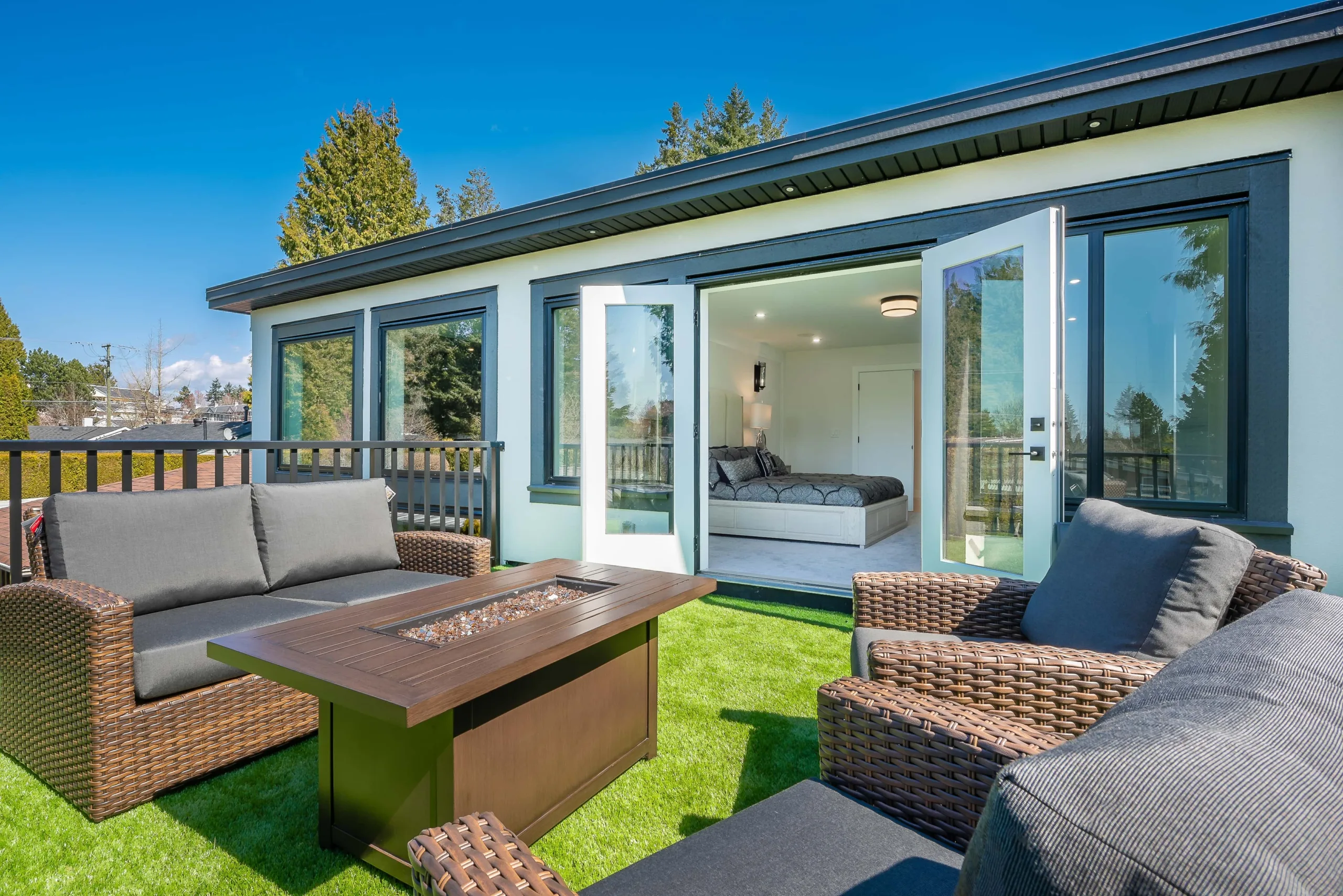 Beyond Glass and Frames