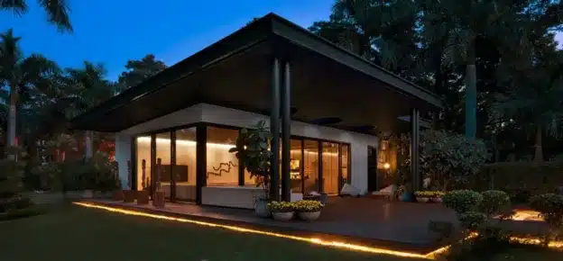 Glazing choices such as double glazing, low-e coatings, laminated layers, and fritting - all influence glare, heat, and acoustics