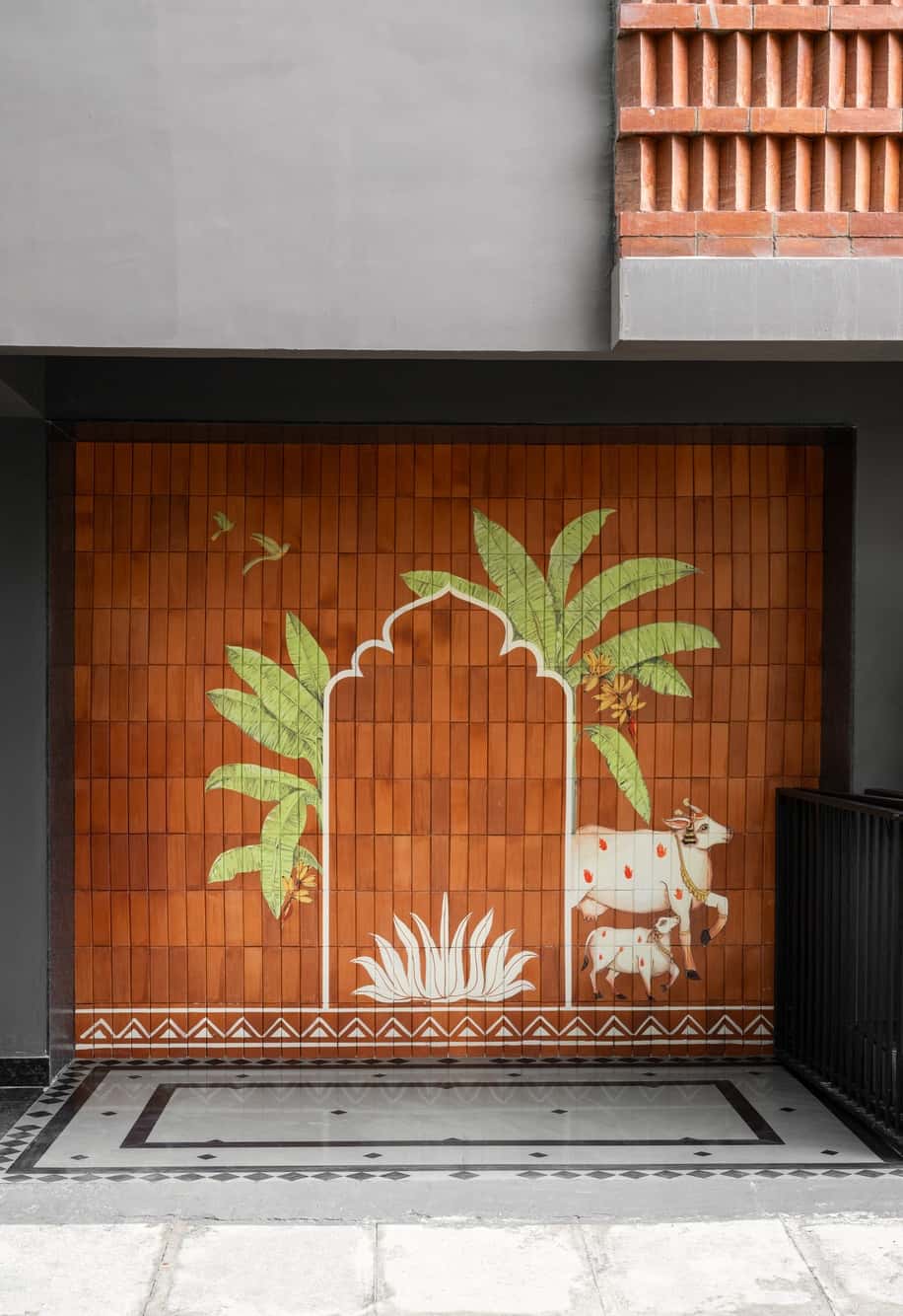 In pursuit of innovative design, inspiration was drawn from traditional paludariums to develop the Verdurium — a cutting-edge hybrid horticultural system