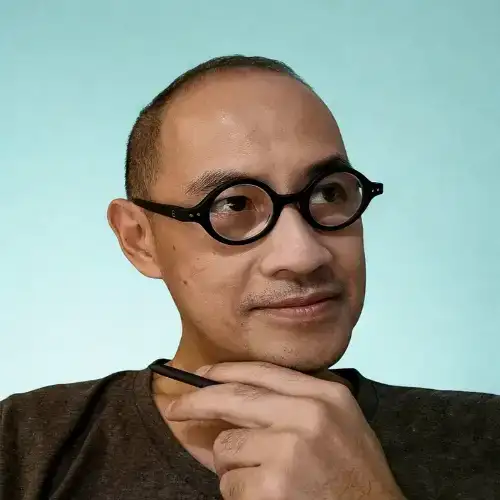 Vin Jirawat Pisitpongsa, Founder & CEO - Design Collaboration