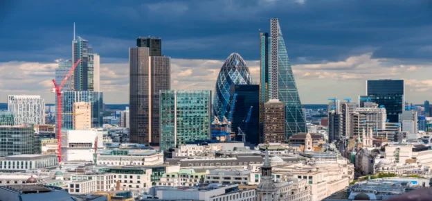 London Skyline - High-performance façades in modern cities increasingly rely on data-driven design and advanced simulation.