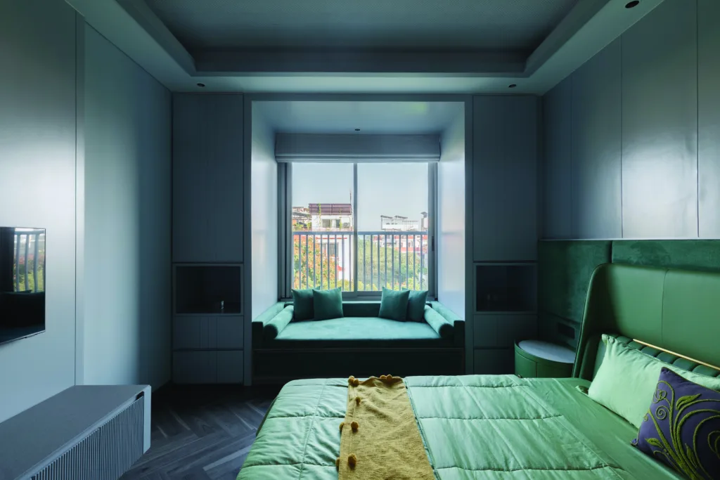Bedroom with privacy-driven glazing strategy